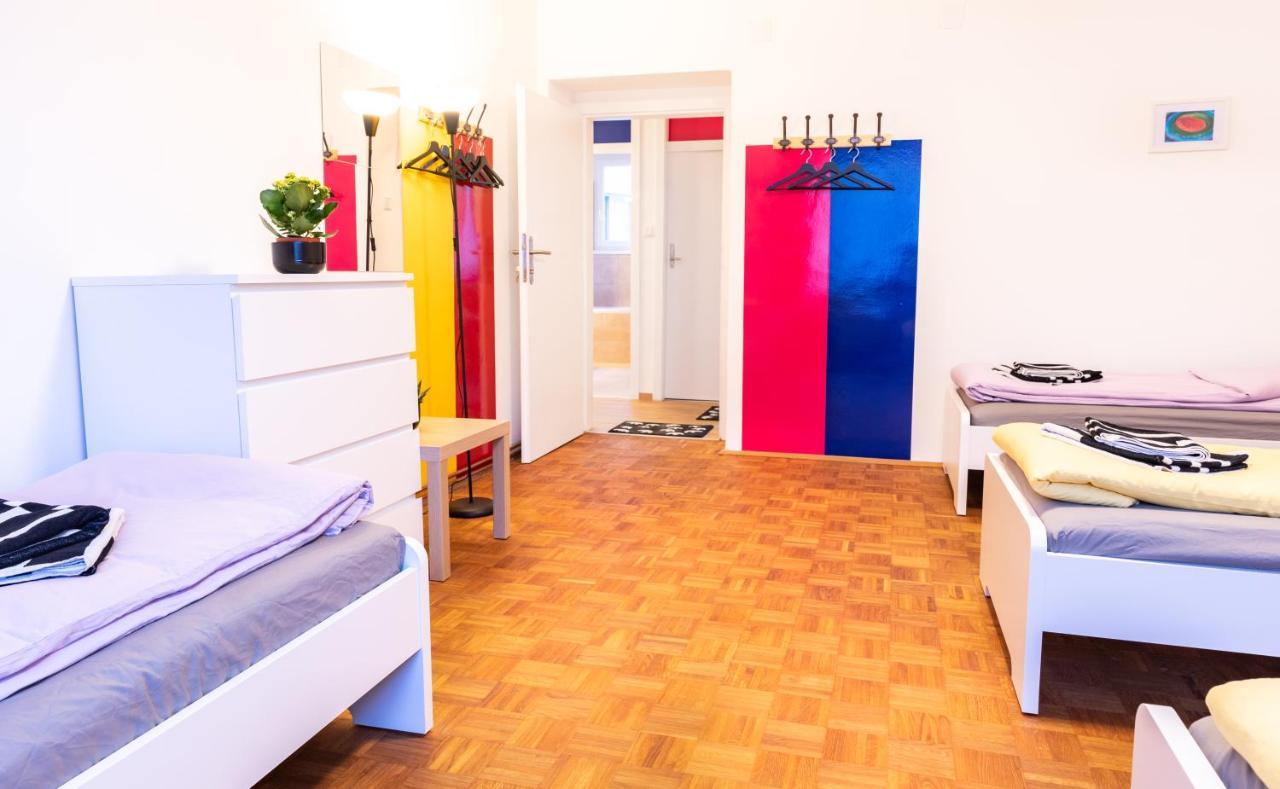 Pal'S Favoriten Apartment Вена Экстерьер фото