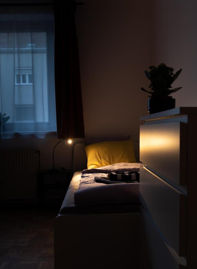 Pal'S Favoriten Apartment Вена Экстерьер фото