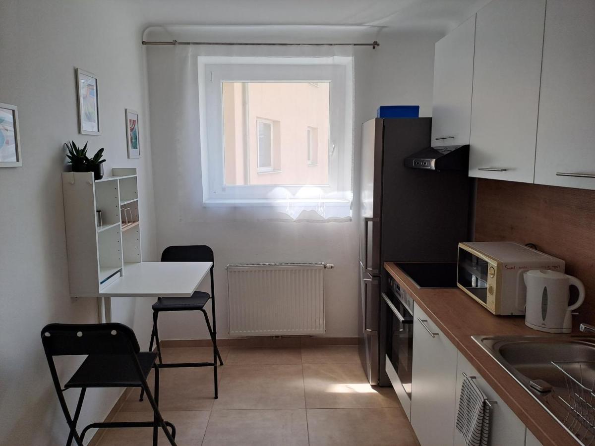 Pal'S Favoriten Apartment Вена Экстерьер фото